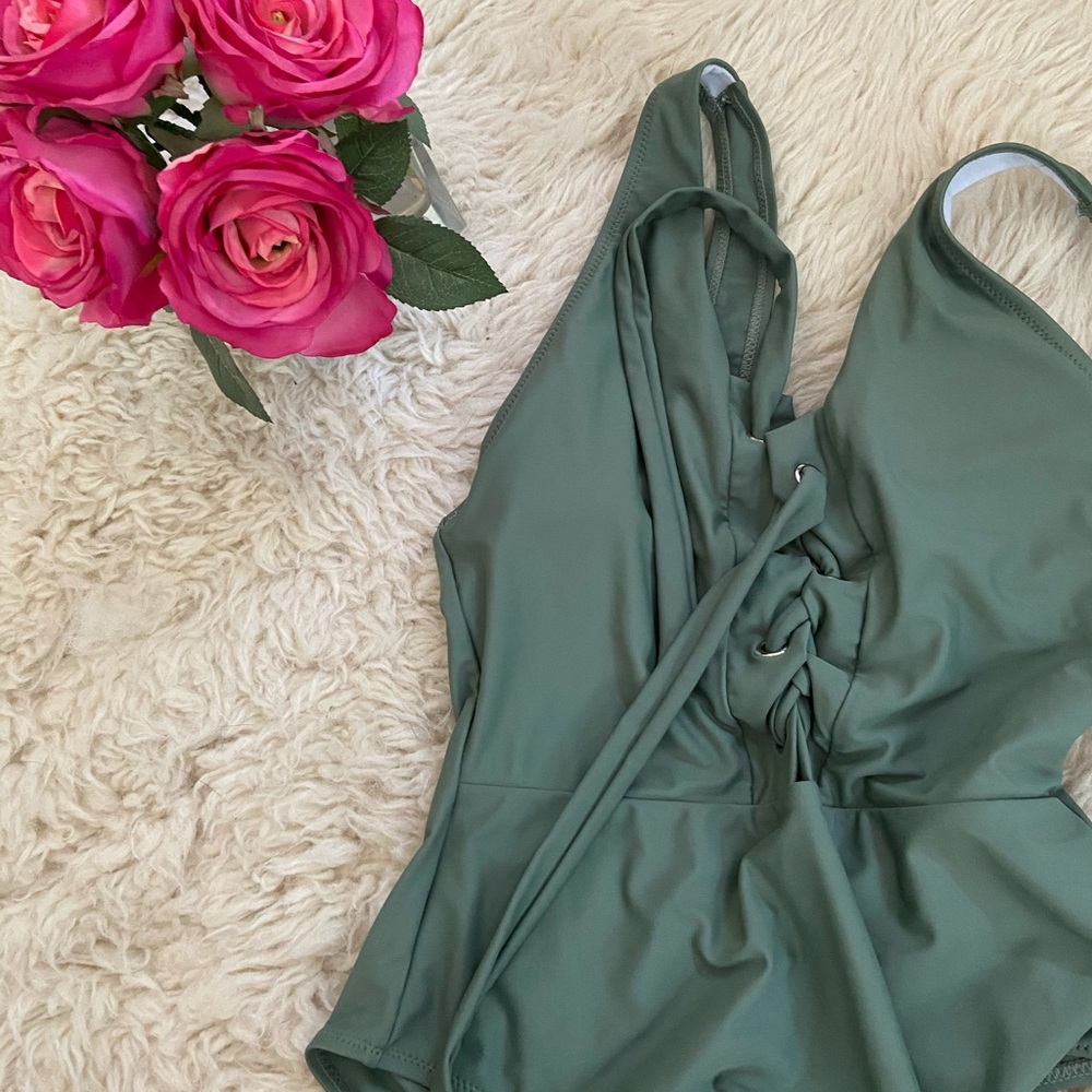 ADORABLE front tie ONE PIECE